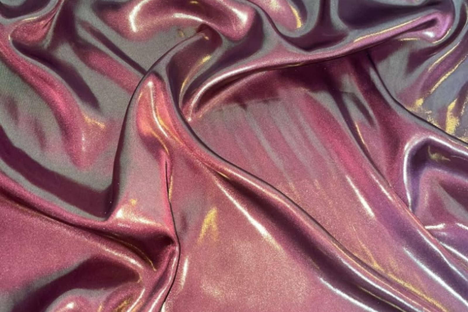 Bahan Shimmer Panas atau Tidak? Yuk Kenali Karakternya!