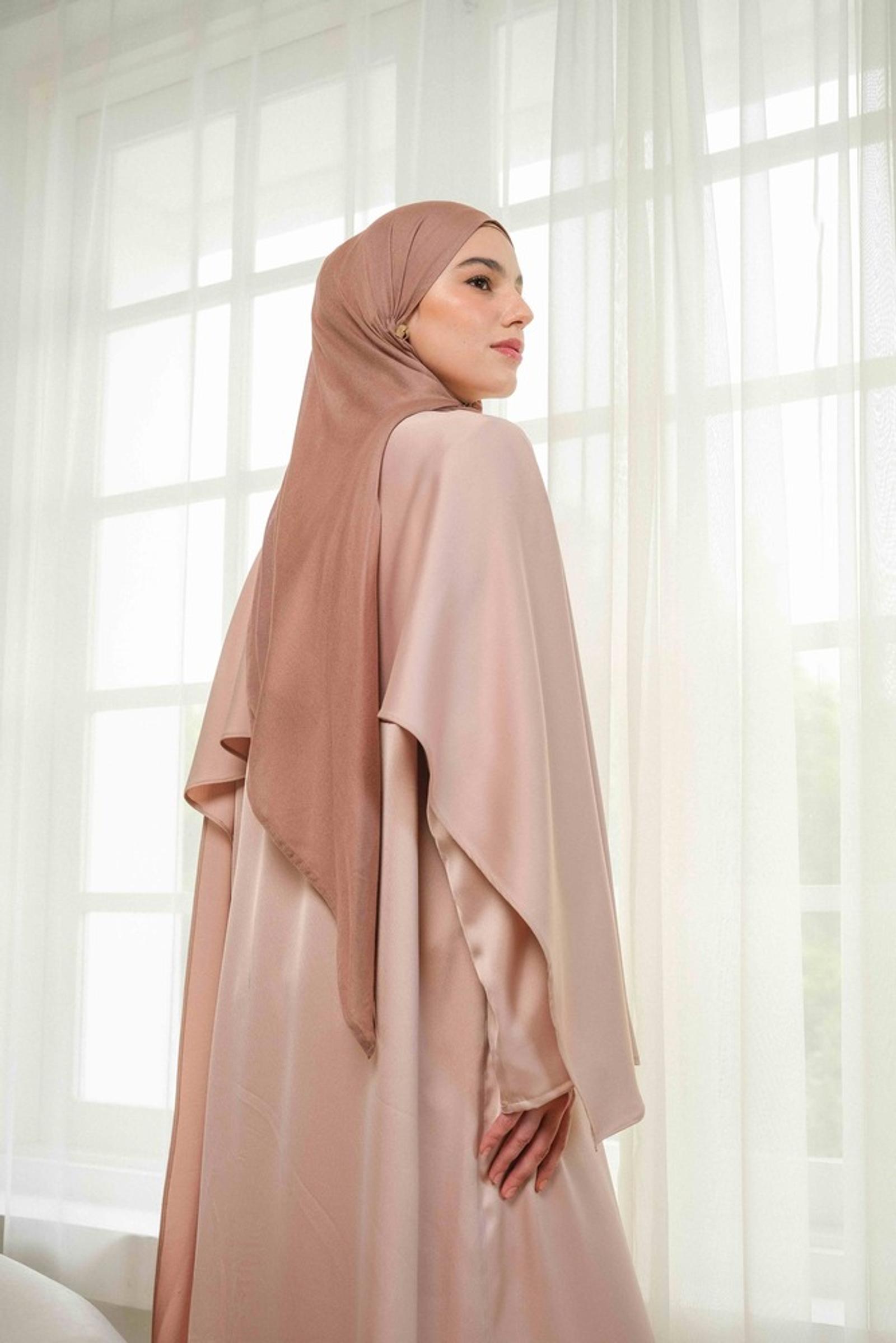 KUDUNG Hadirkan Koleksi Raya 2025 Bertajuk 'Serene Bliss'