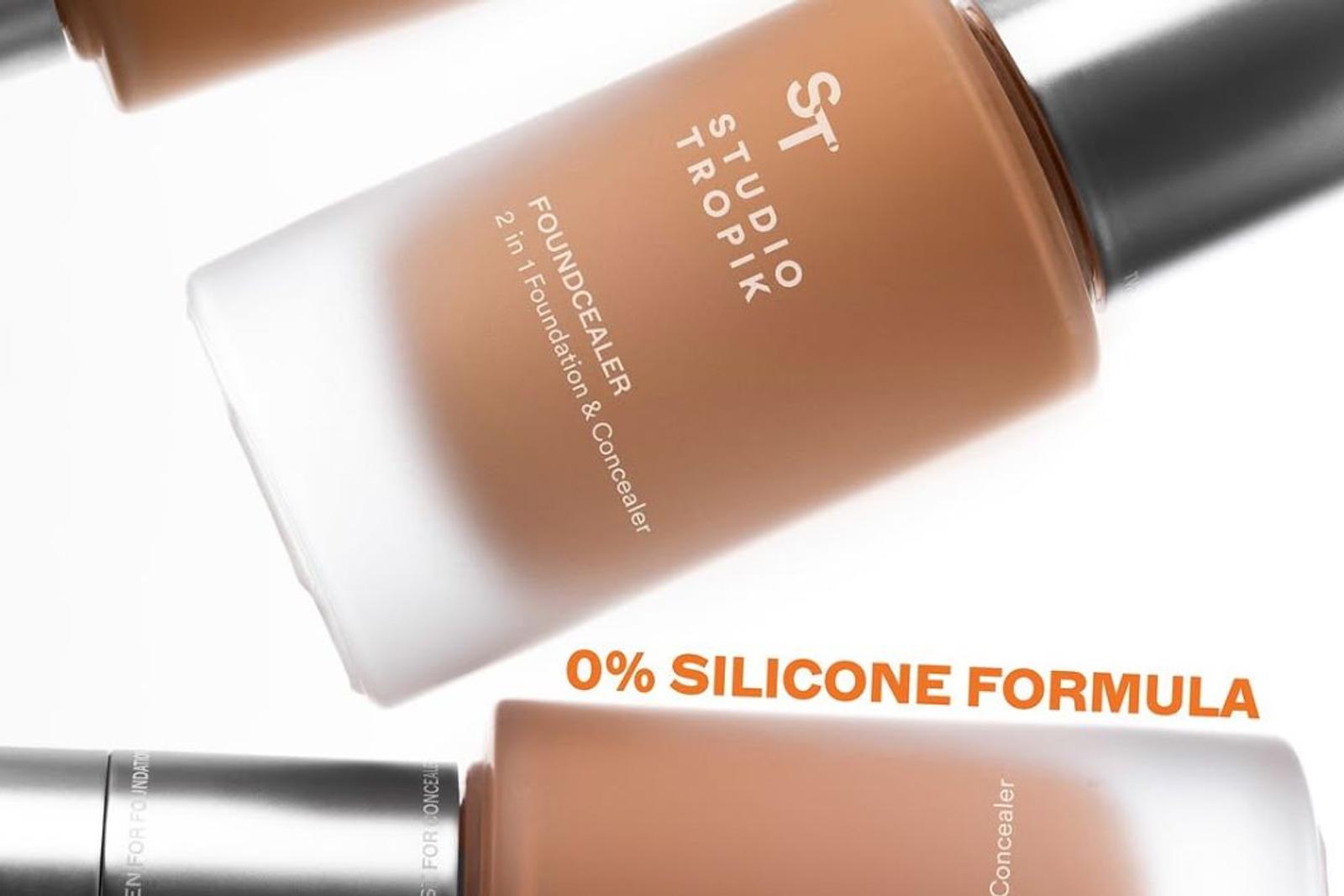 Studio Tropik Foundcealer 2 in 1 Foundation & Concealer: Multifungsi! 