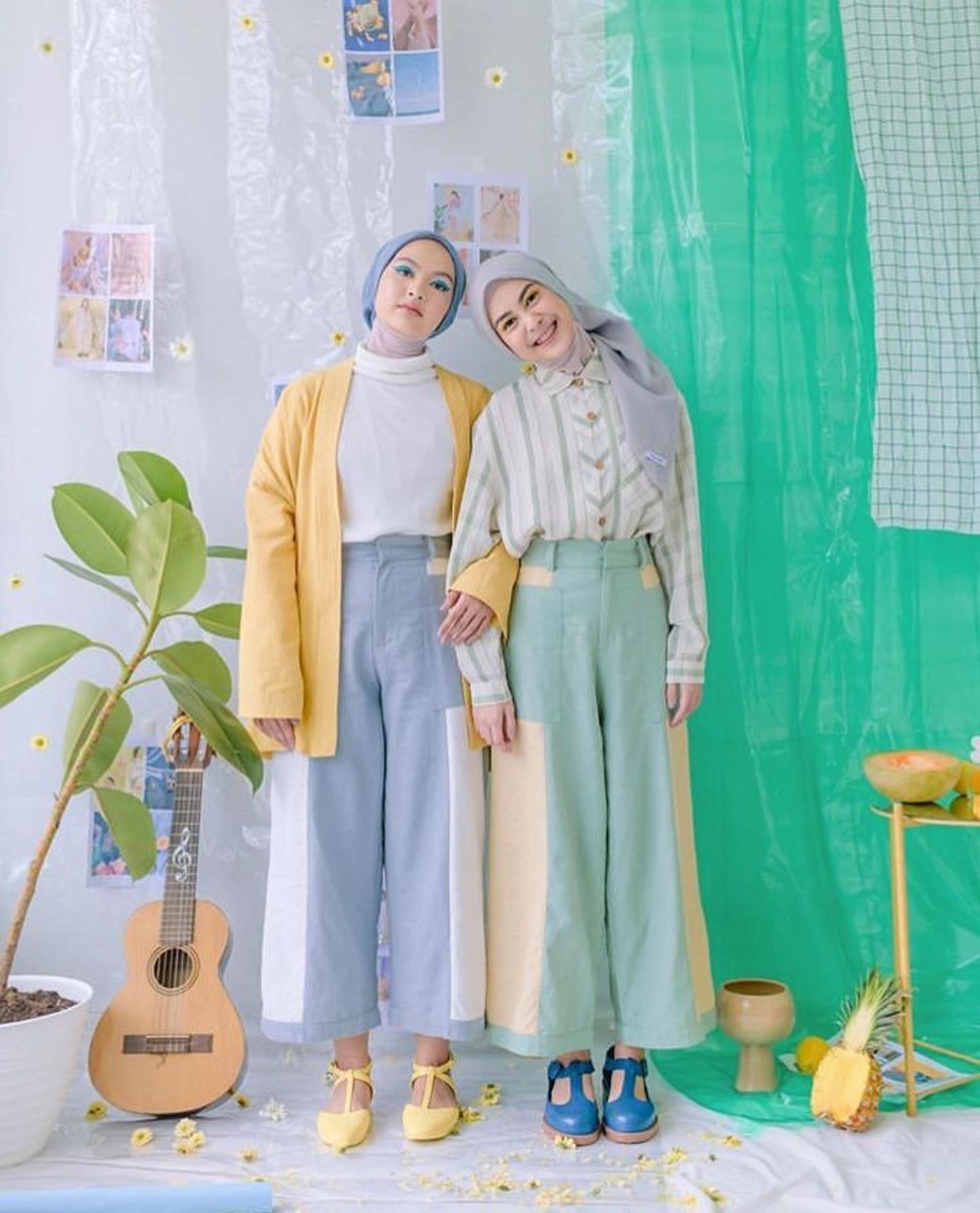 Ide Outfit Keluarga untuk Bukber, Kompak dan Seru!