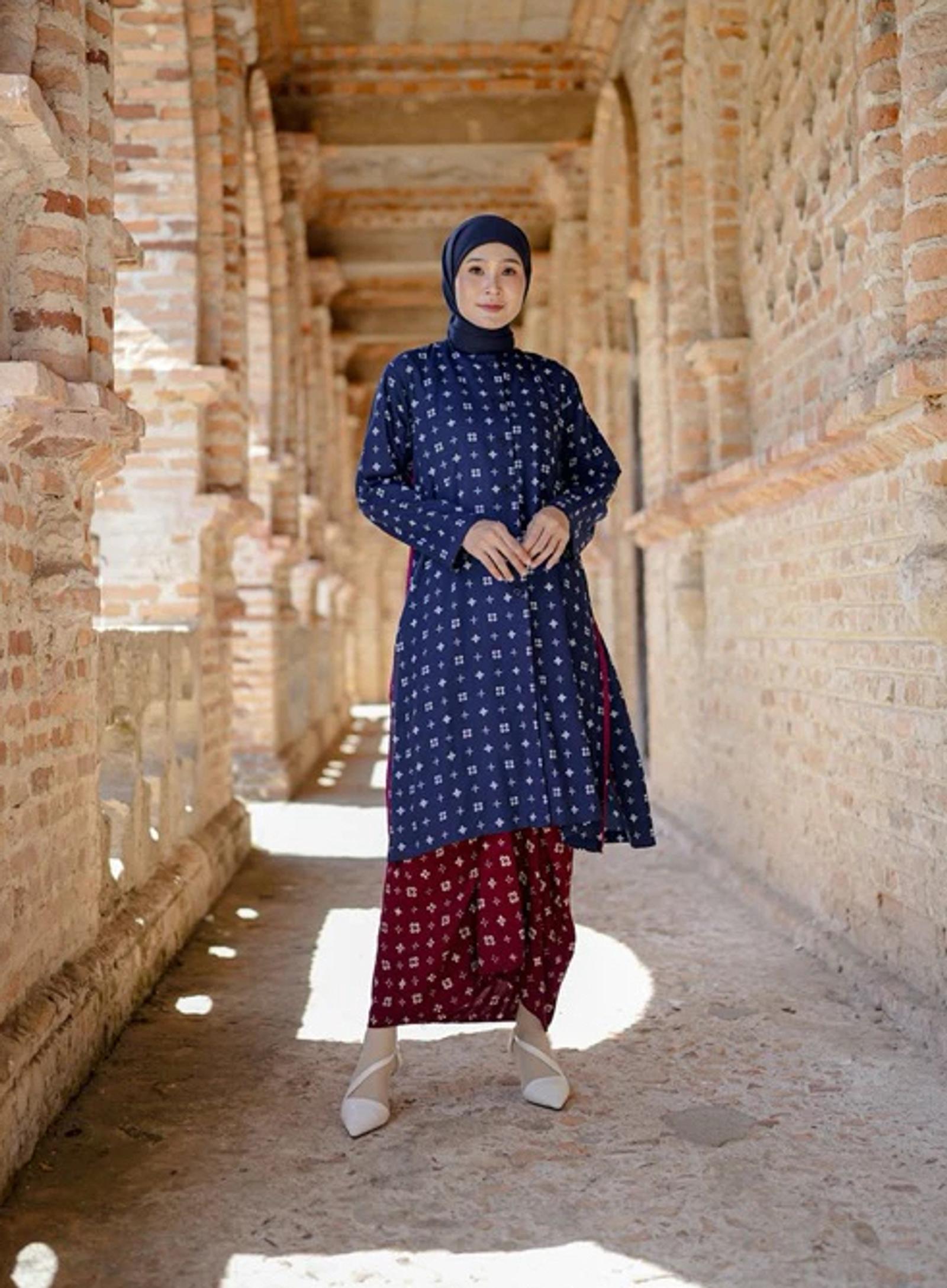 Tunik Lebaran 2025: Gaya Santun yang Stylish!