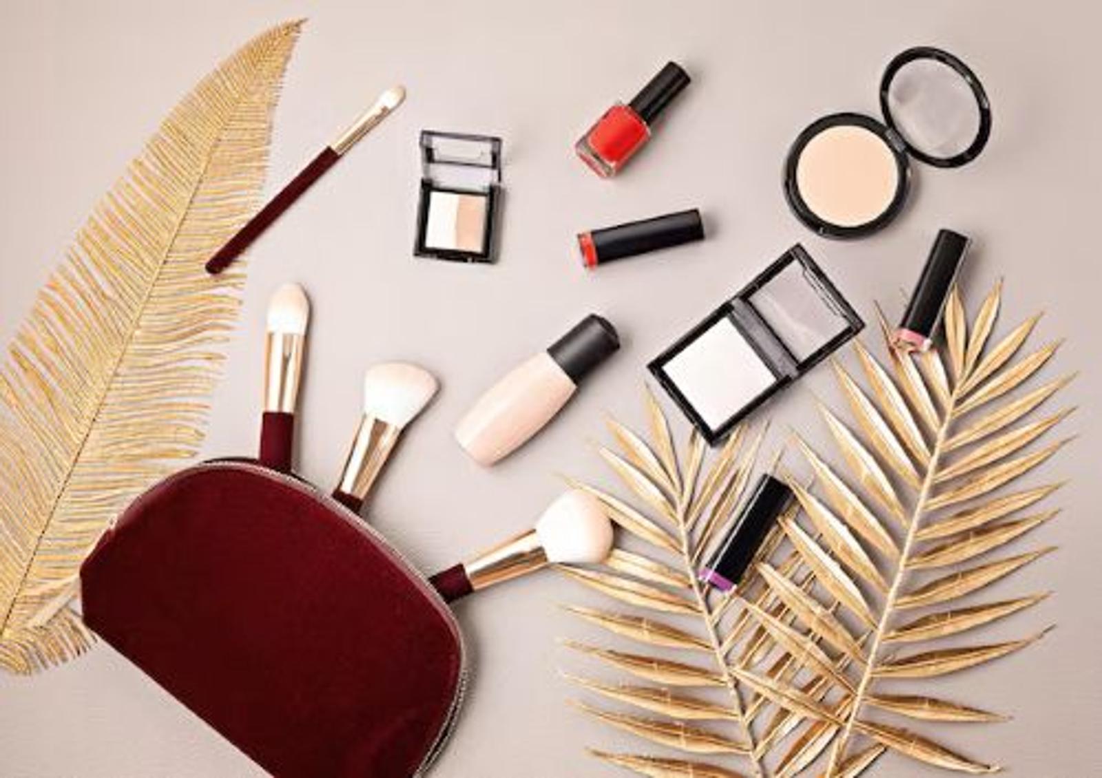 Jangan Mudah Percaya dengan 7 Mitos Makeup Ini!
