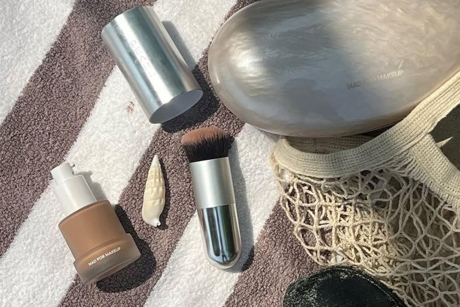 Mad For Makeup 8Hr Oil Control Pearl-Fect Cover Skintint: Flawless