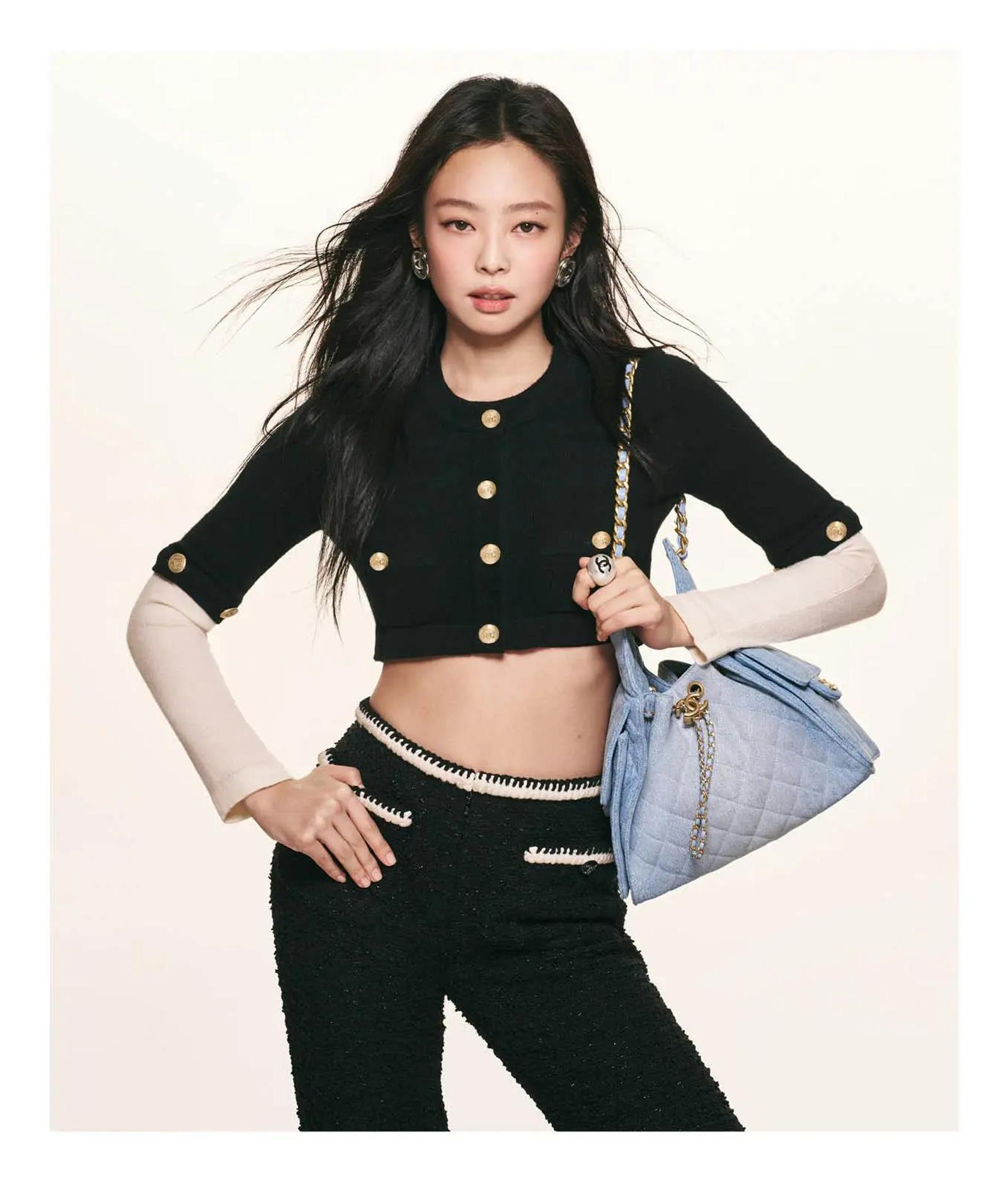 Pesona Jennie 'BLACKPINK' Bintangi Campaign Chanel 25 Handbag