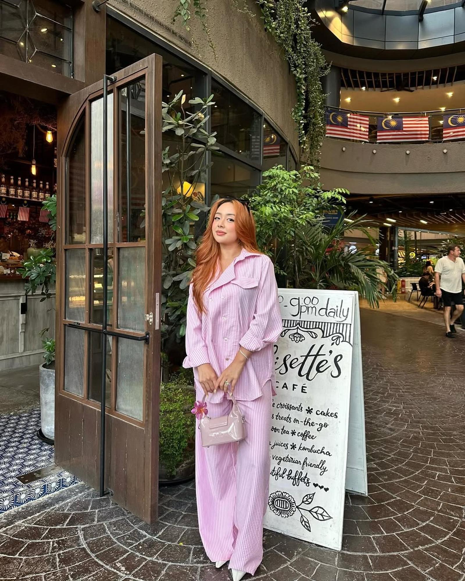 7 Ide Outfit Mudik yang Simpel tapi Modis