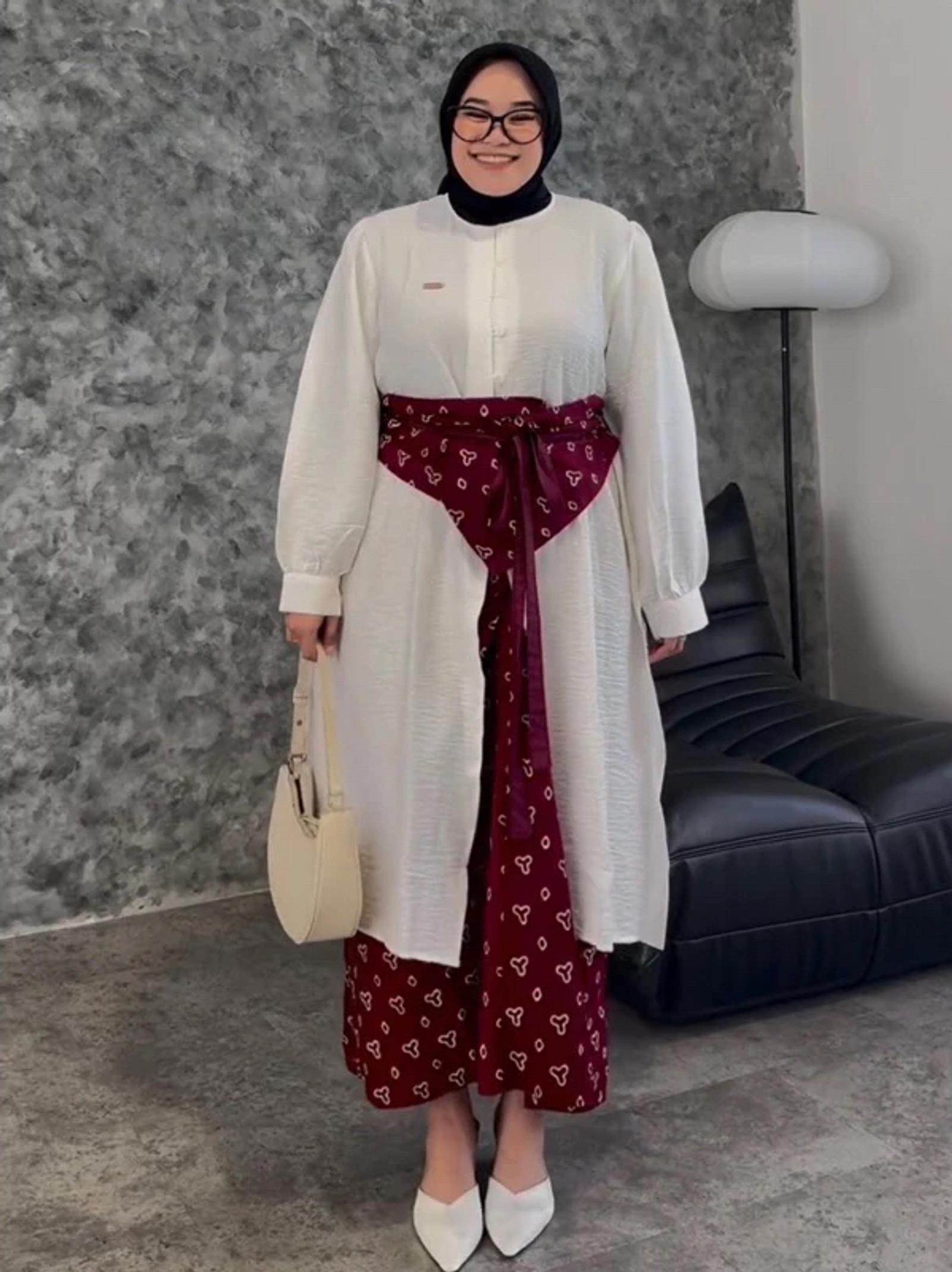 5 Model Tunik Simple tapi Mewah untuk Orang Gemuk
