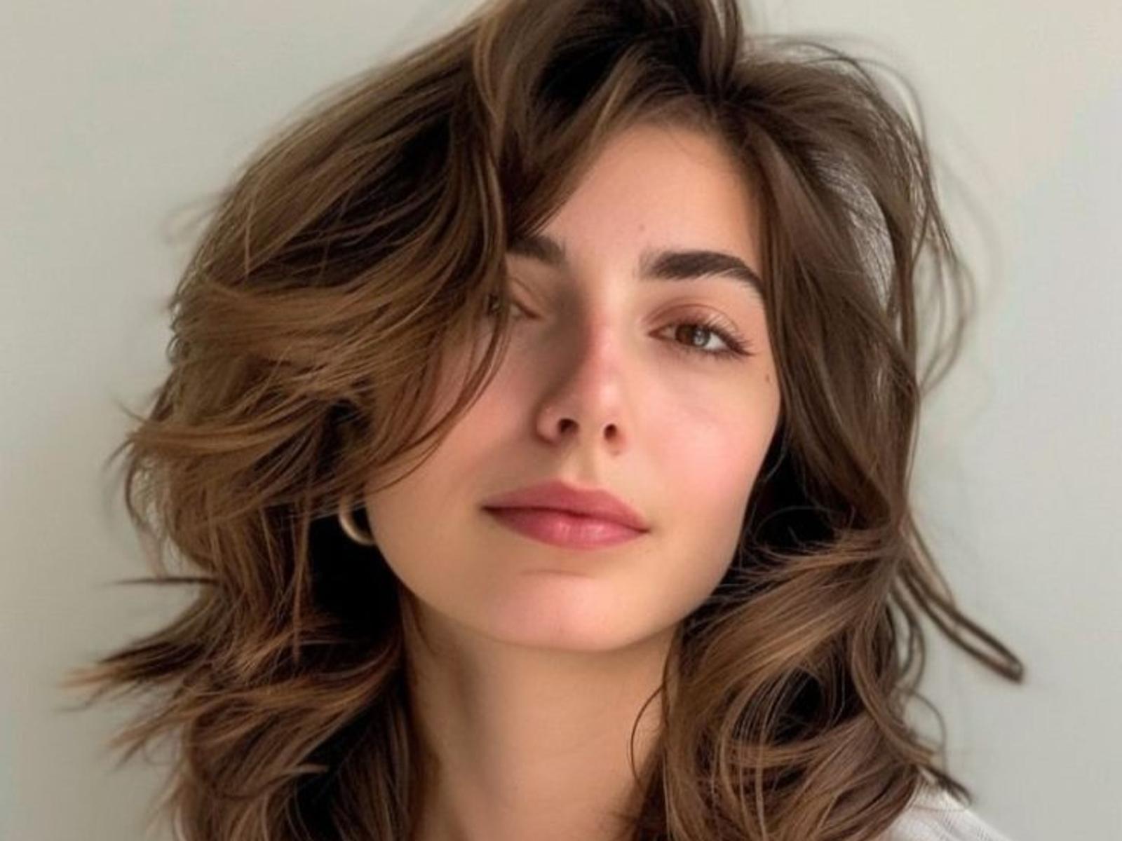 Gaya Rambut Butterfly Cut untuk Remaja 