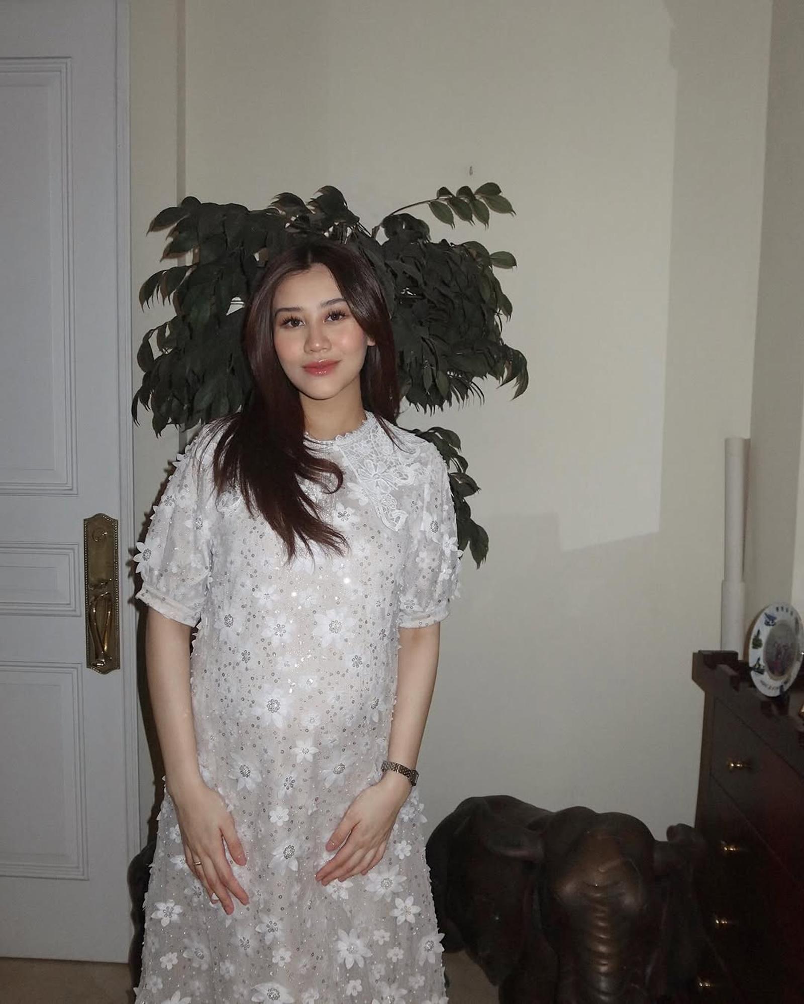 Outfit Baju Lebaran 2025 Artis Indonesia, Syifa Hadju hingga Luna Maya