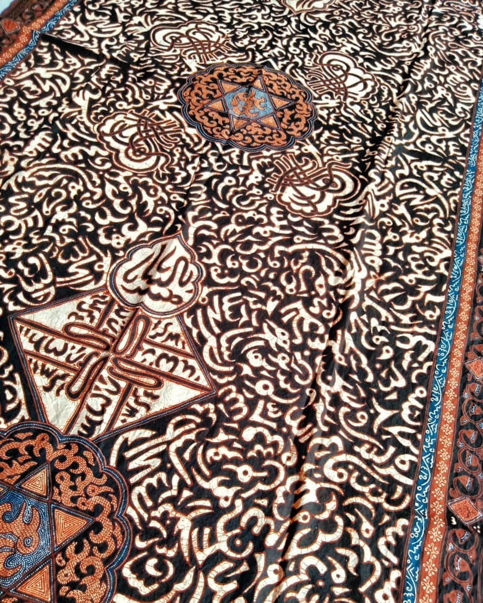 Mengenal Syal Batik Besurek, Kain Khas Bengkulu Bermotif Kaligrafi