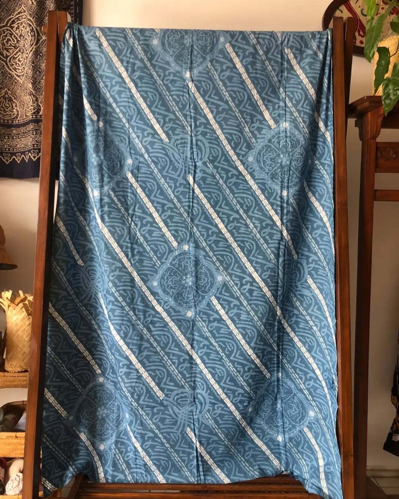 Mengenal Syal Batik Besurek, Kain Khas Bengkulu Bermotif Kaligrafi