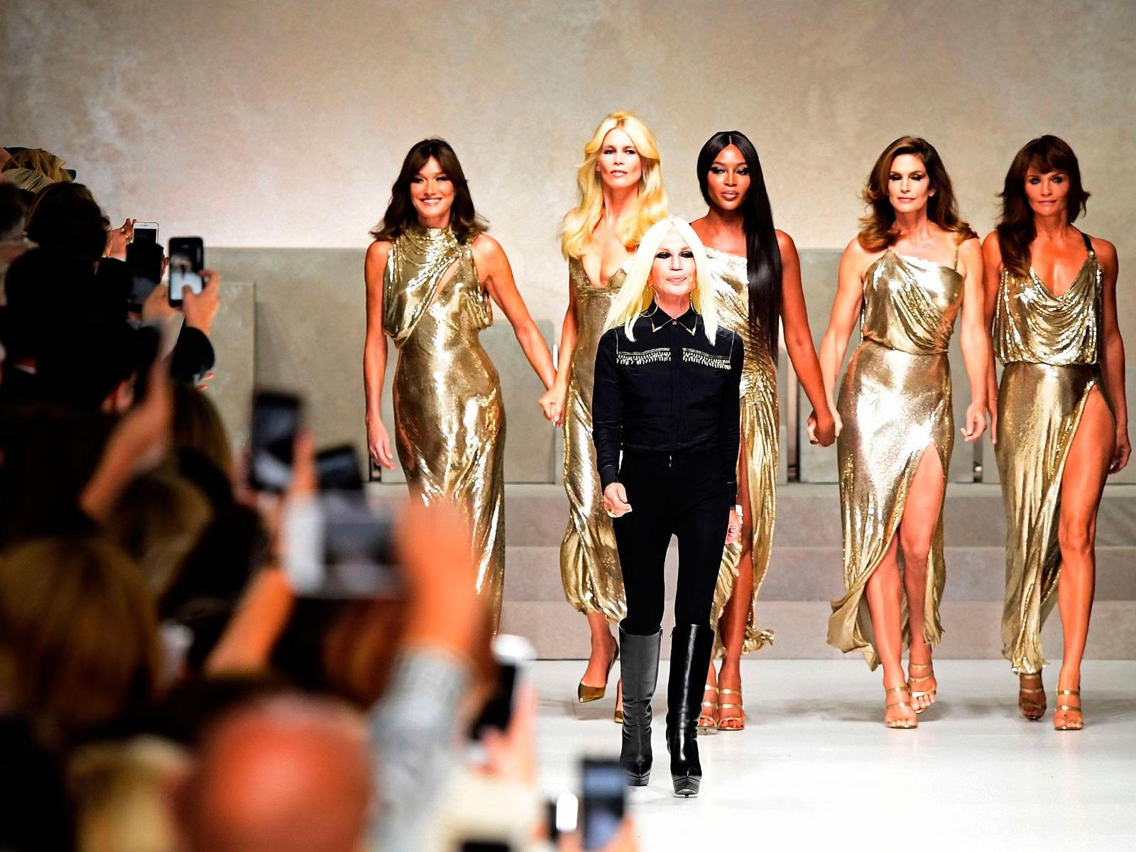 Prada Resmi Membeli Versace dengan Harga Sekitar 22 Triliun Rupiah