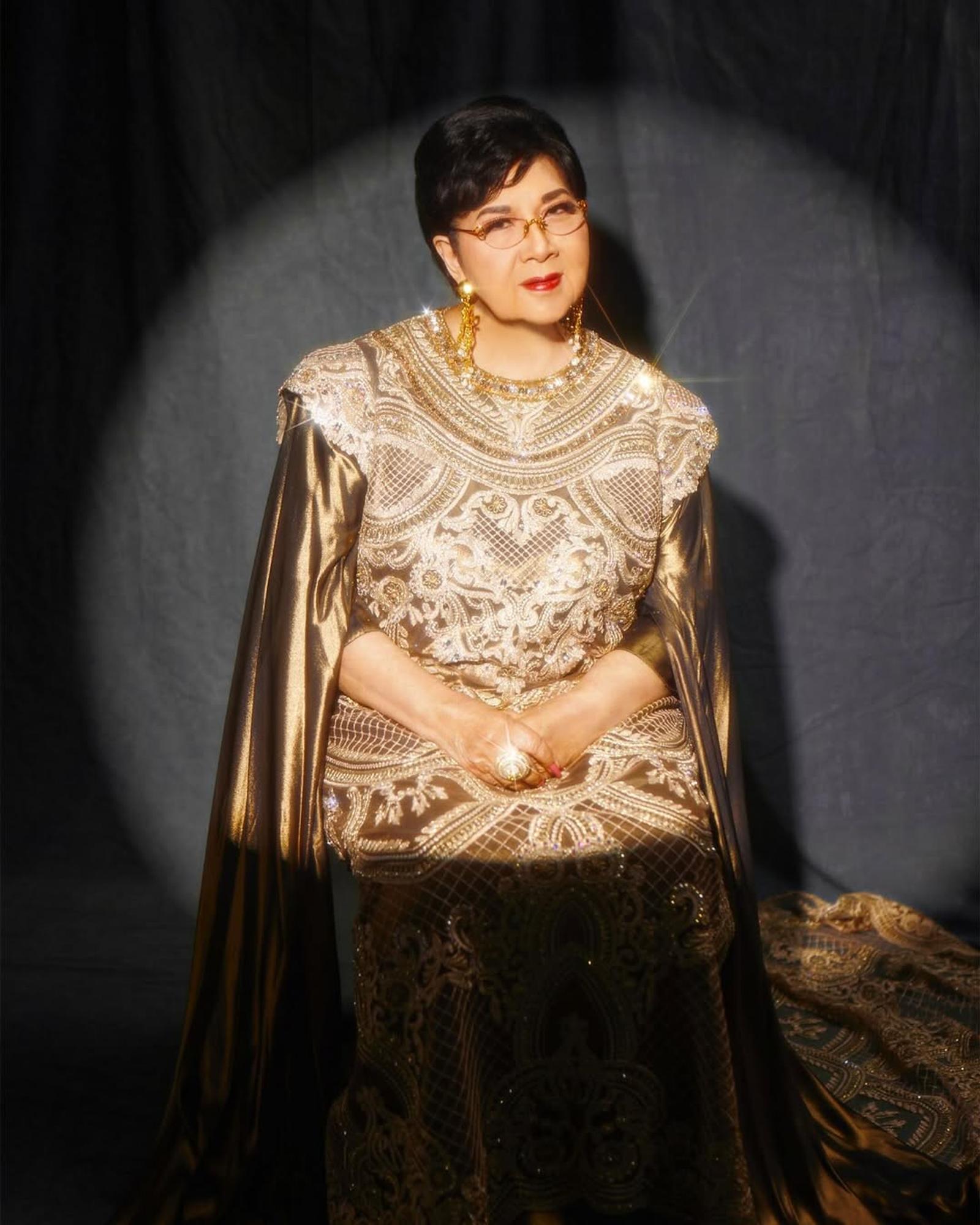 Mengenang Gaya Ikonik Titiek Puspa, Sang Legenda yang Tutup Usia