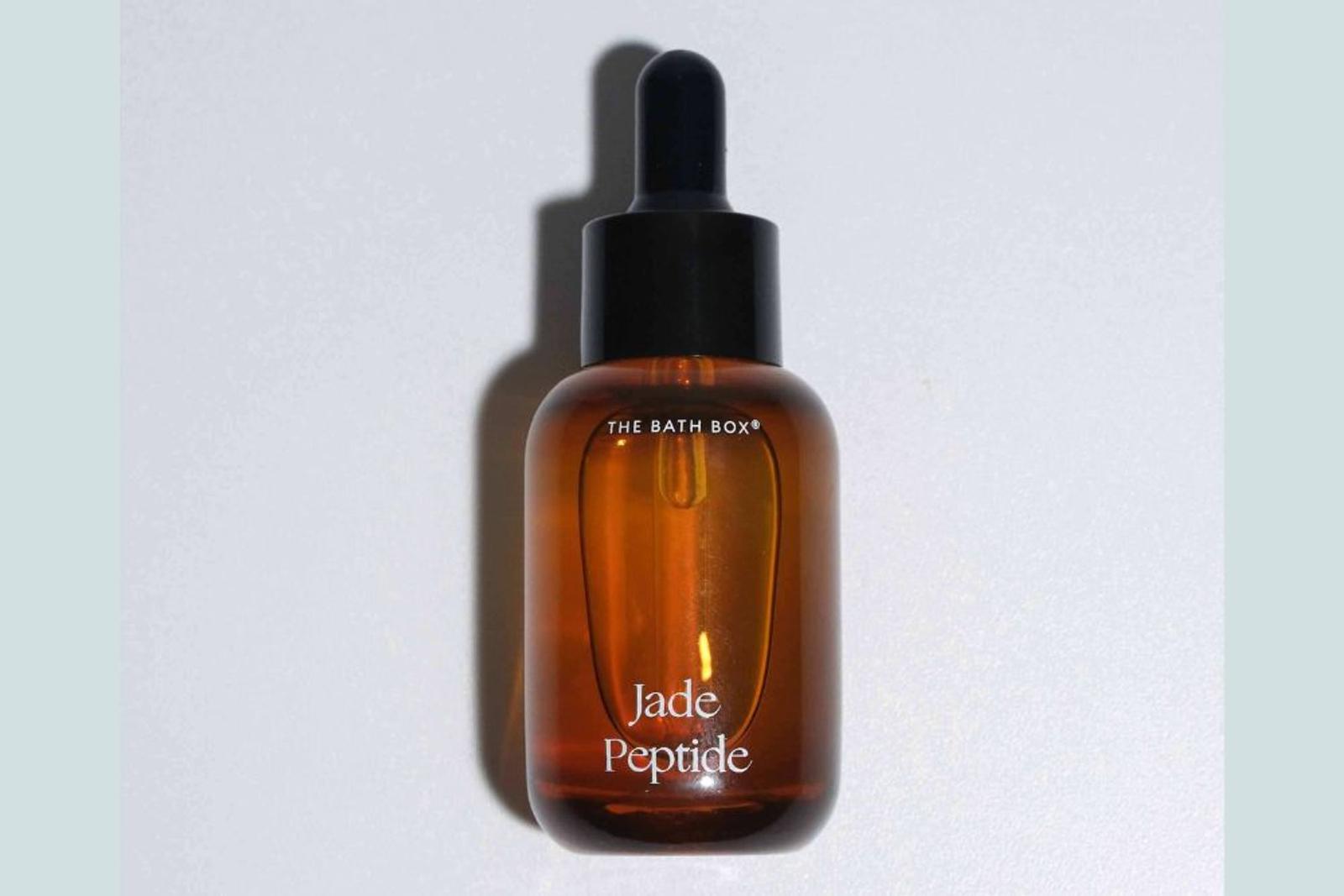 7 Rekomendasi Skincare yang Mengandung Peptide, Bikin Kulit Kencang 