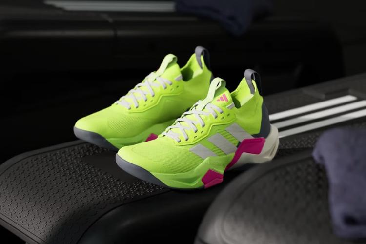 Tingkatkan Intensitas Latihan HIIT-mu dengan adidas RAPIDMOVE ADV 2: Sepatu Terbaik untuk Performa Maksimal!