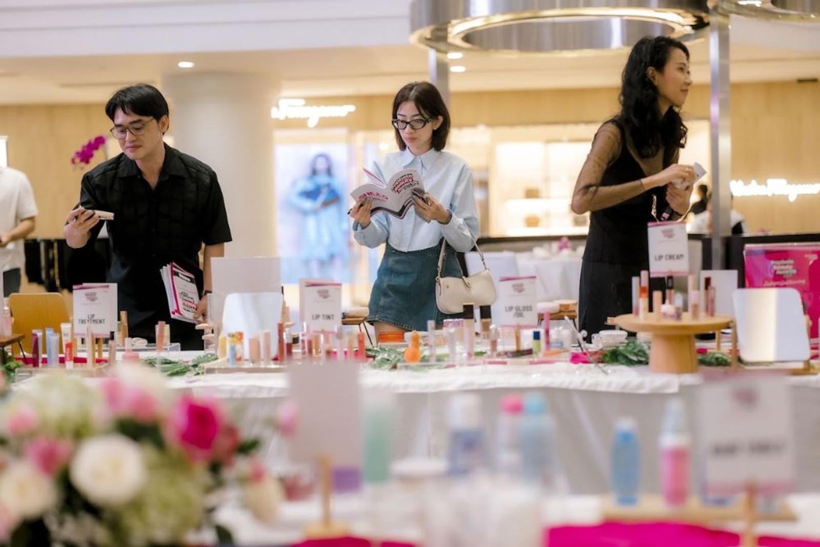 2 MUA Ini Sebut Persaingan Kecantikan Lokal Justru Jadi Peluang 