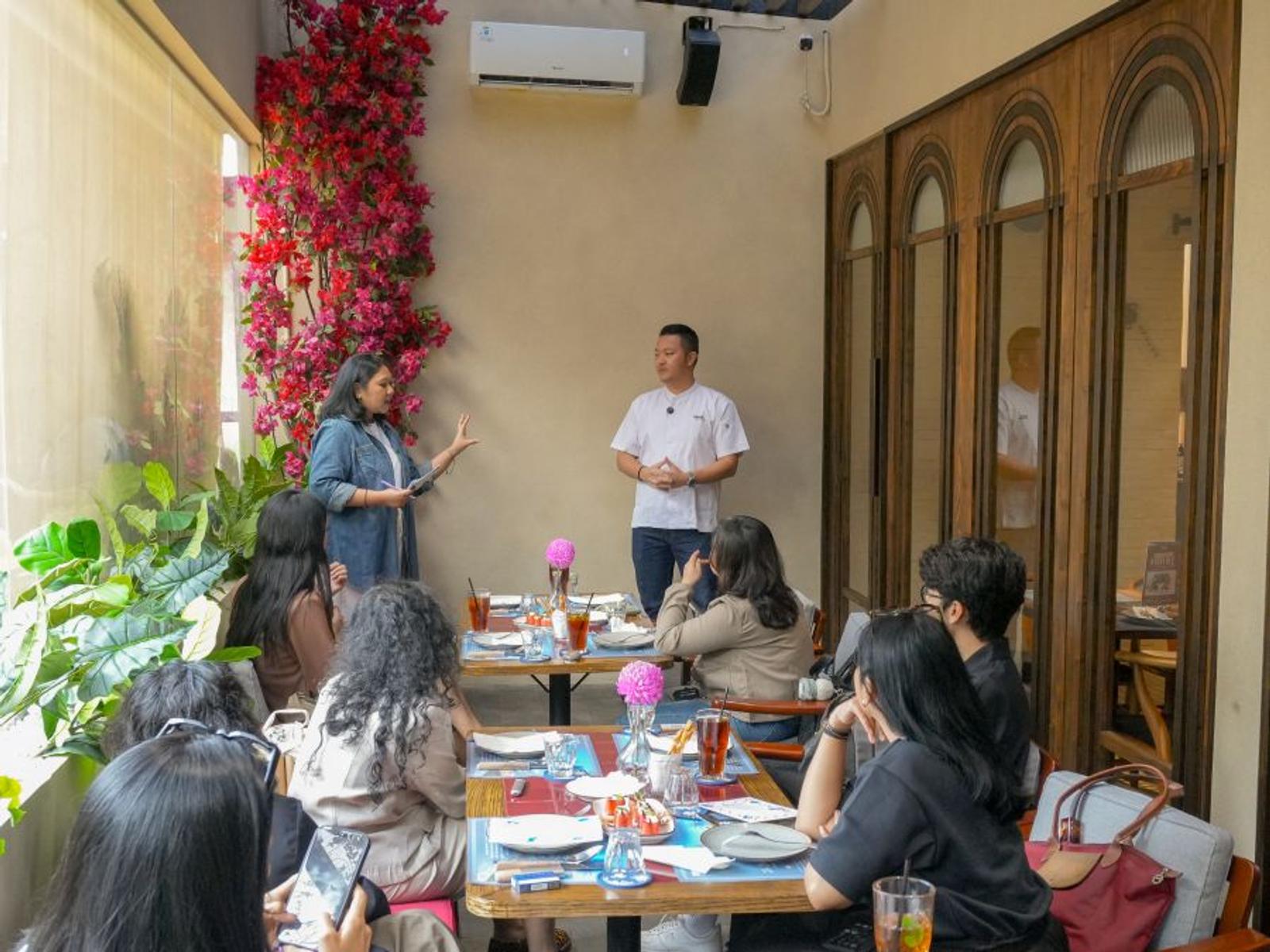 Sensasi Kekayaan Rasa di Yialos Grill & Souvlaki
