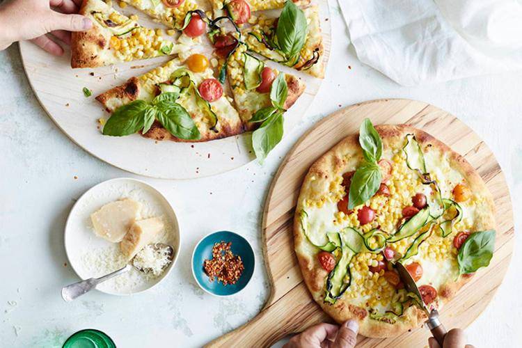 Wow, Ternyata Pizza Favoritmu Menggambarkan Gaya Pacaranmu! Kamu Suka yang Mana?