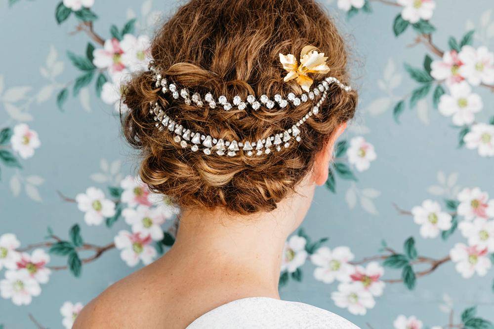 Percantik Rambutmu dengan DIY Accessories Vintage Jewelry
