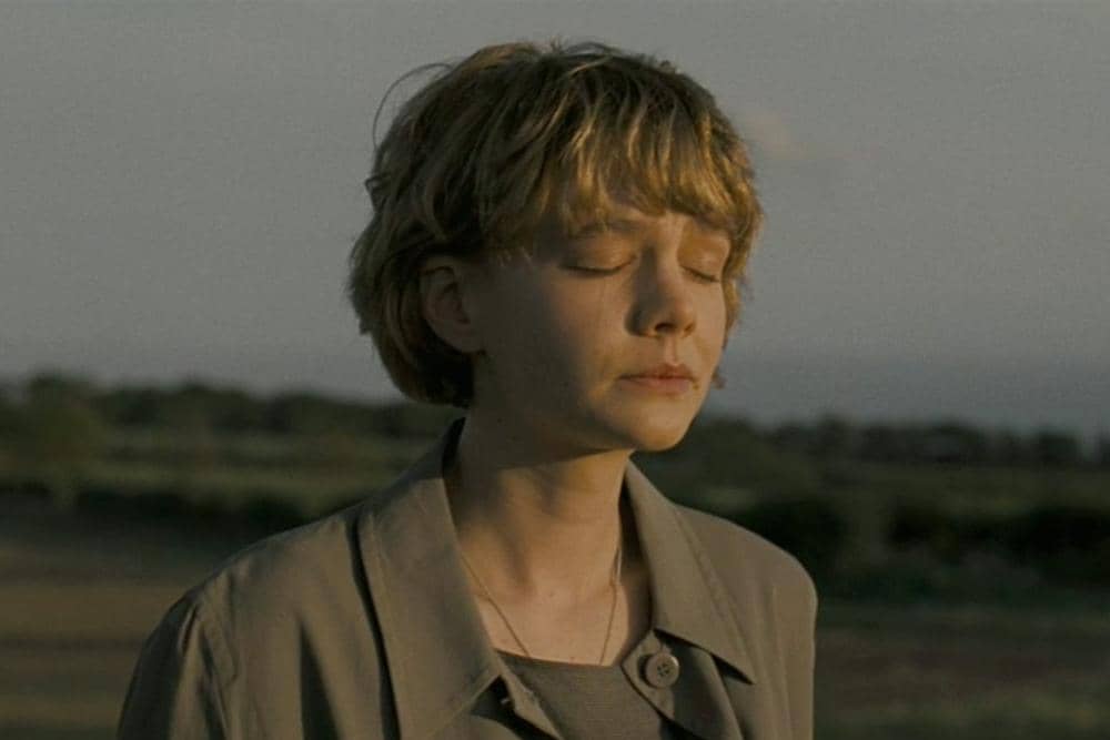 Never Let Me Go Movie/DNA Films/www.www.headstufforg.com