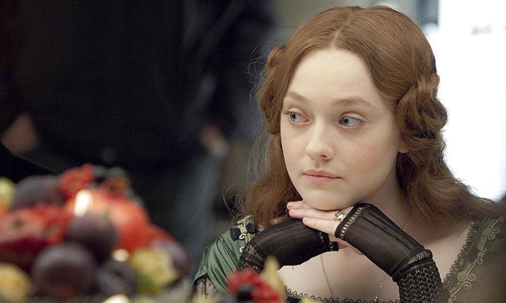 Effie Gray Movie/Sovereign Films/www.shockya.com