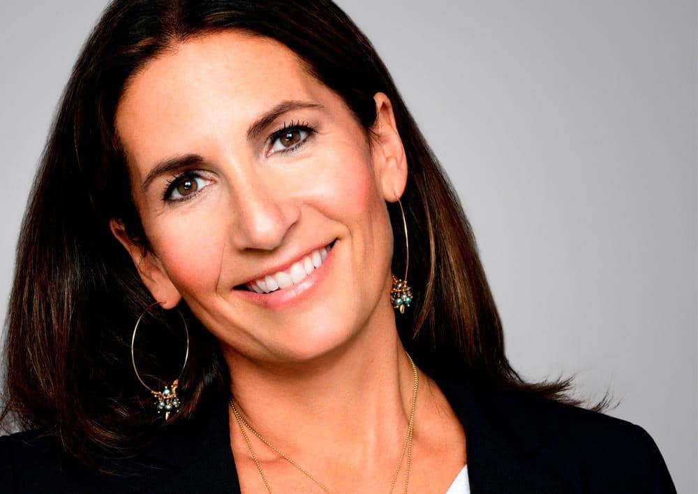Akhiri Tahun 2016, Makeup Artist Bobbi Brown Resign dari Perusahaannya
