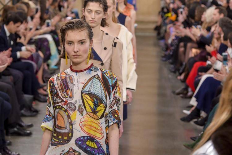 Deretan Tas Paling Gemas Di London Fashion Week Fall 2017