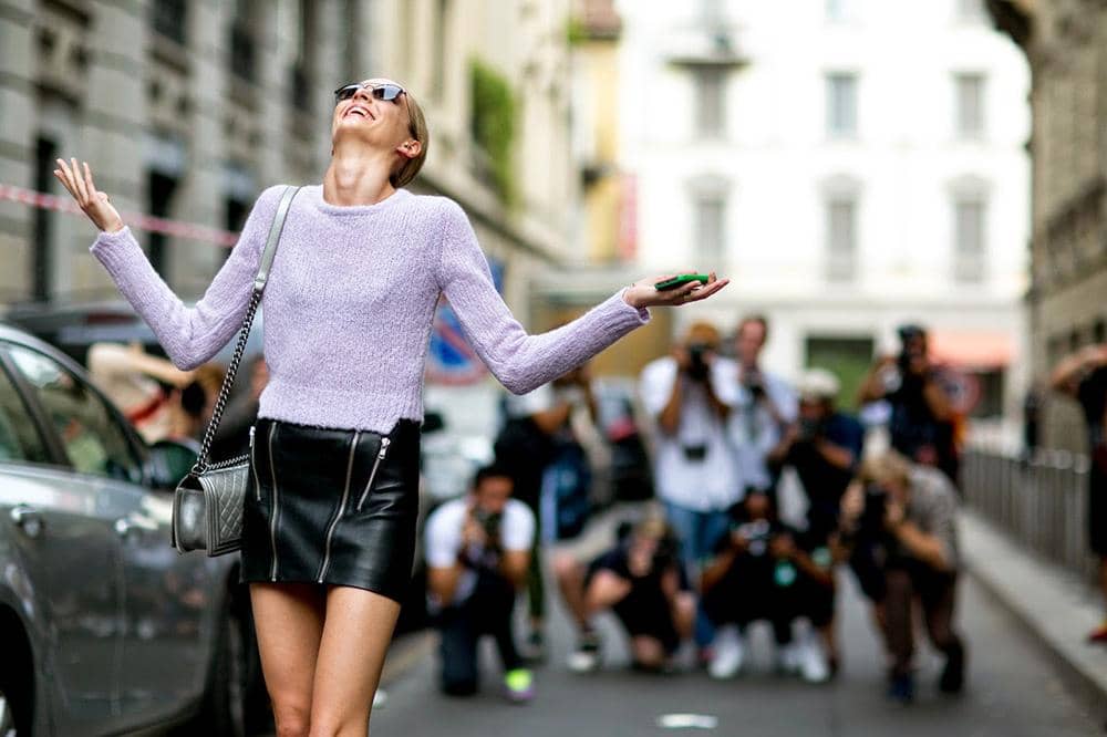 http://www.thefrontrowview.com/2014/10/the-funniest-model-street-style-moments.html