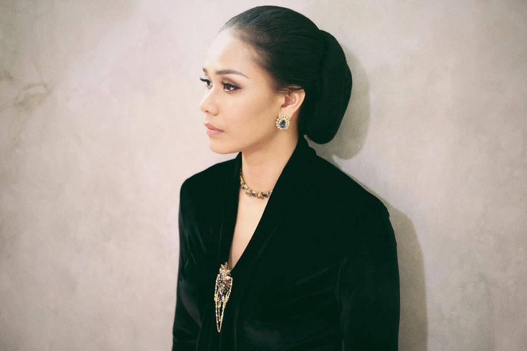 Kartini-kartini Fashionable yang Selalu Menginspirasi Para Millennial