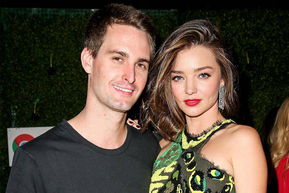Pacaran 1 Tahun, Miranda Kerr Menikah dengan CEO SnapChat
