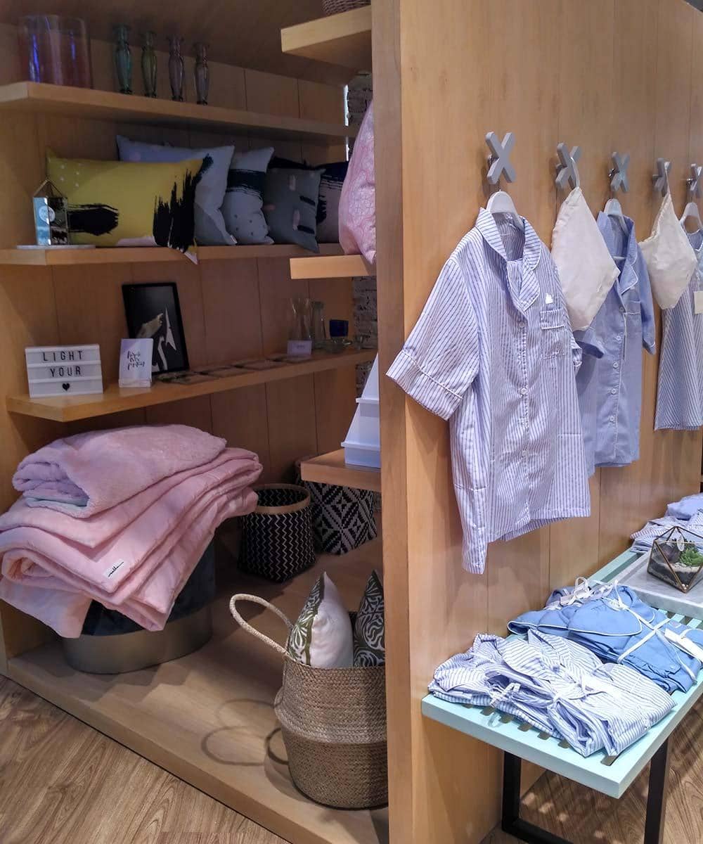 Mega Dini / Popbela.com