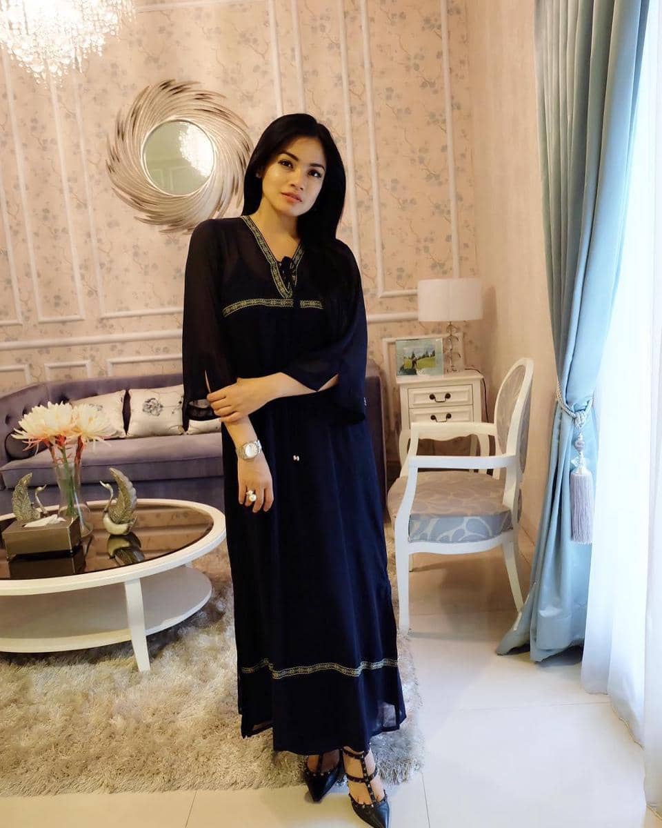 via Instagram: @titi_kamall