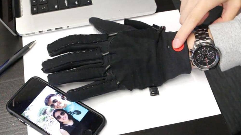 The Connections Lab / Simon Fraser University, www.curiousity.com