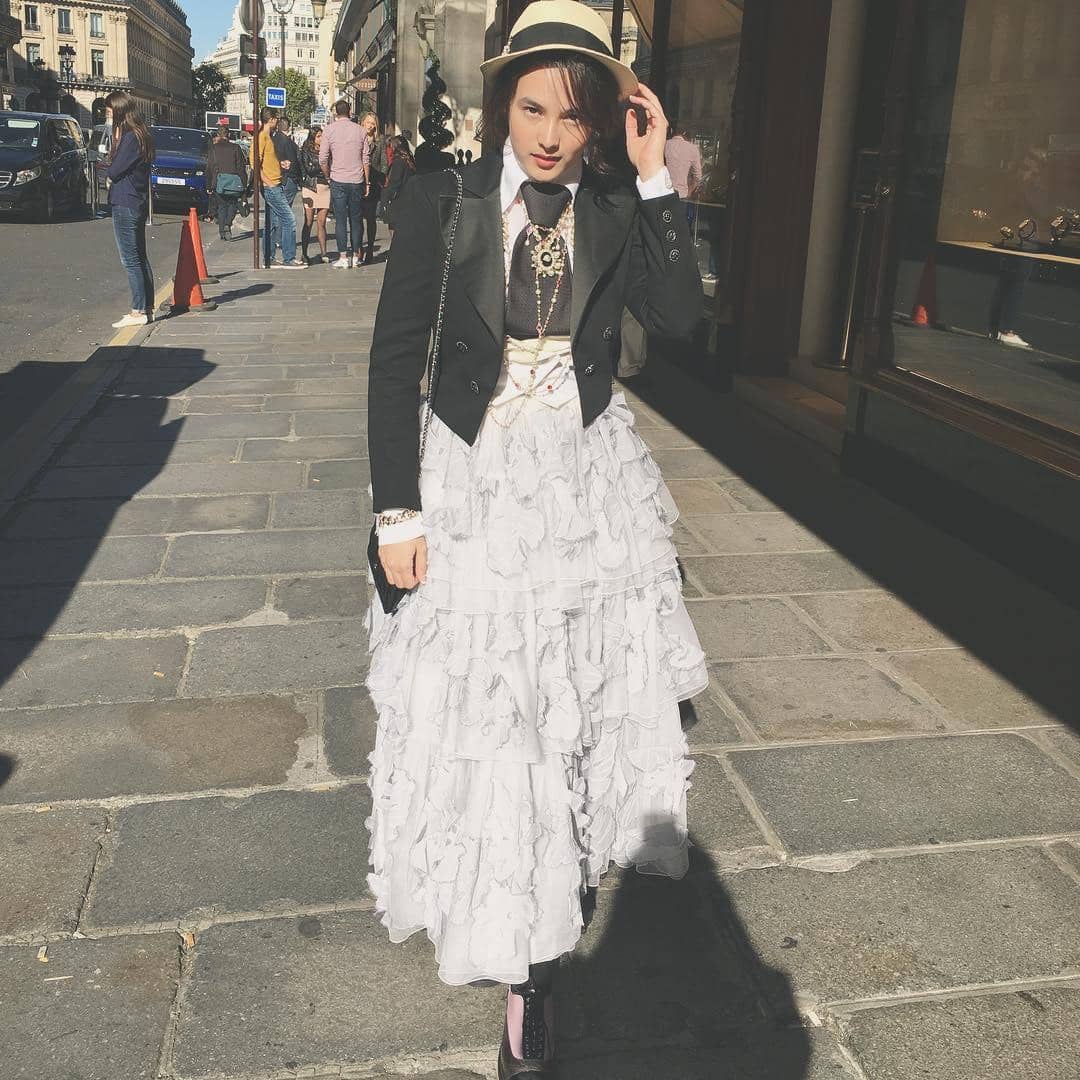 via Instagram: @chelseaislan