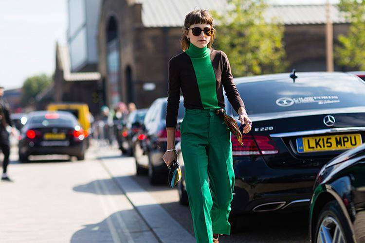 Tips Mix N Match Turtleneck Biar Gaya Makin Keren