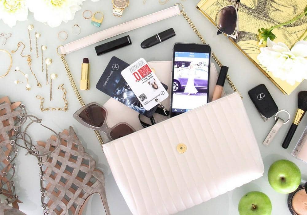 Ini Loh Bahayanya Jika Tidur Dekat Ponsel Menyala