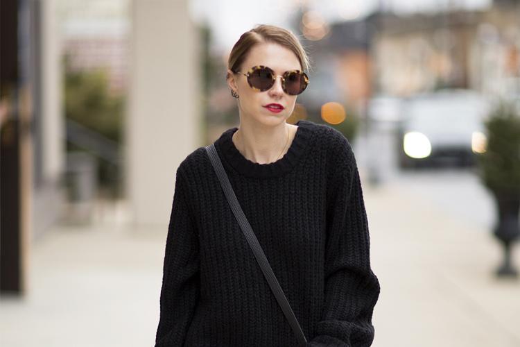 5 Fashion Item yang Bisa Membuat Kamu Terlihat Lebih Muda