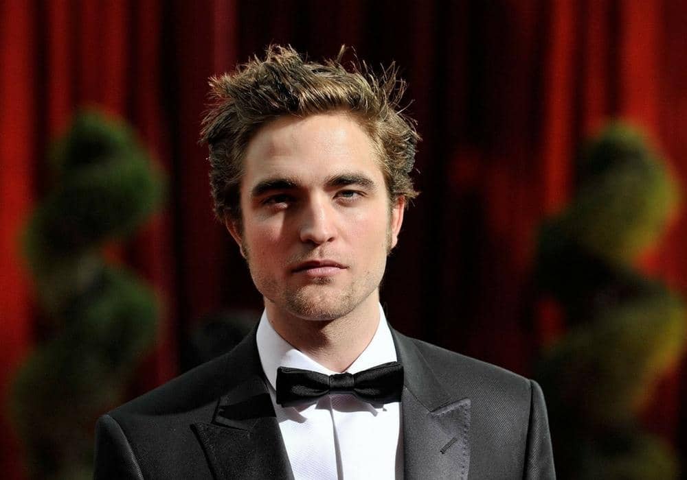 www.robsessedpattinson.com