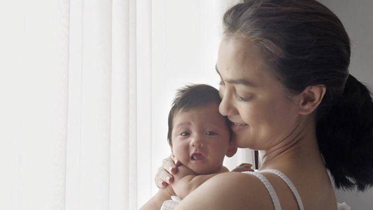 Instagram @atiqahhasiholan