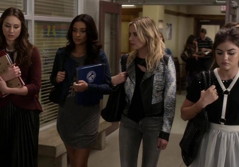 pretty-little-liars.wikia.com