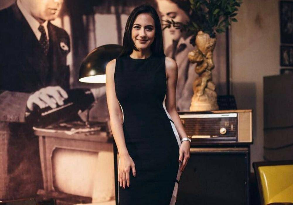 Via Instagram/@pevpearce
