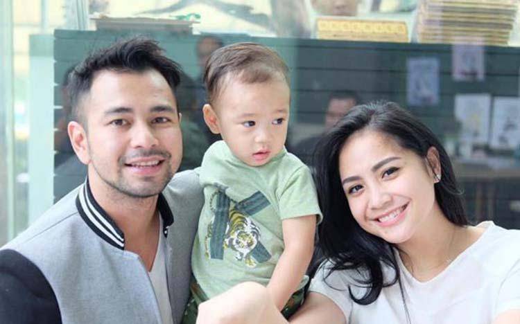 Naik Helikopter Hingga Siaran di Televisi, Ulang Tahun Rafathar Disebut Nggak Mewah?