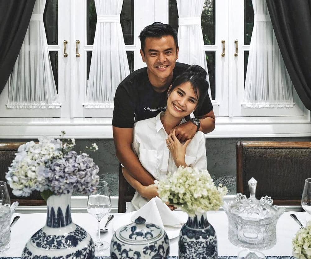 Instagram @fionaanthony