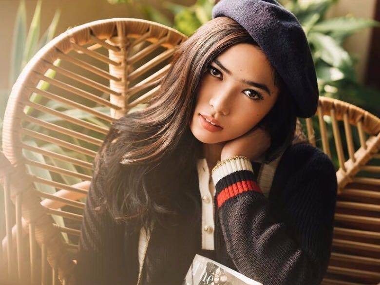 www.instagram.com/isyanasarasvati