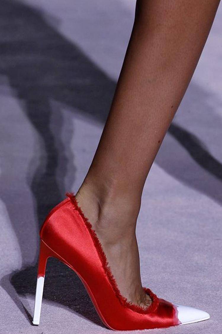 www.elle.com