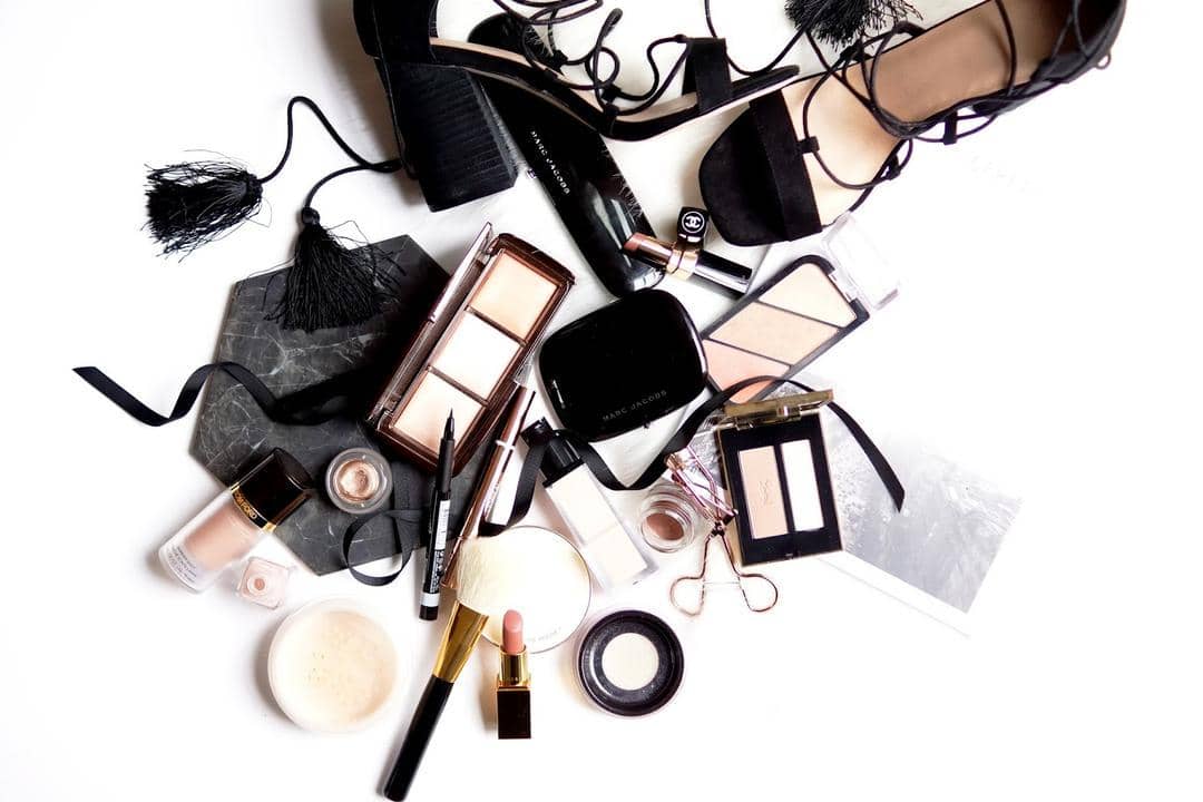 barelytherebeauty.com