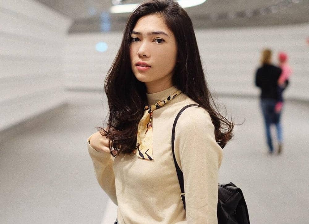www.instagram.com/isyanasarasvati