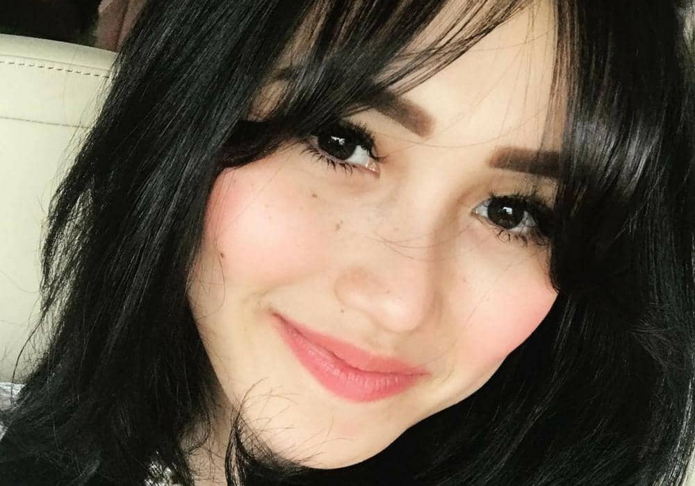 instagram.com/ayutingting92