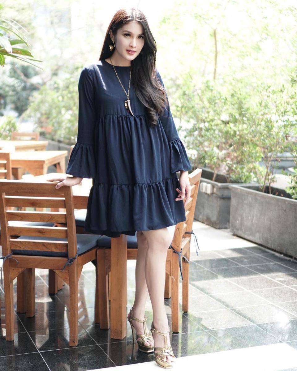Instagram: @sandradewi88