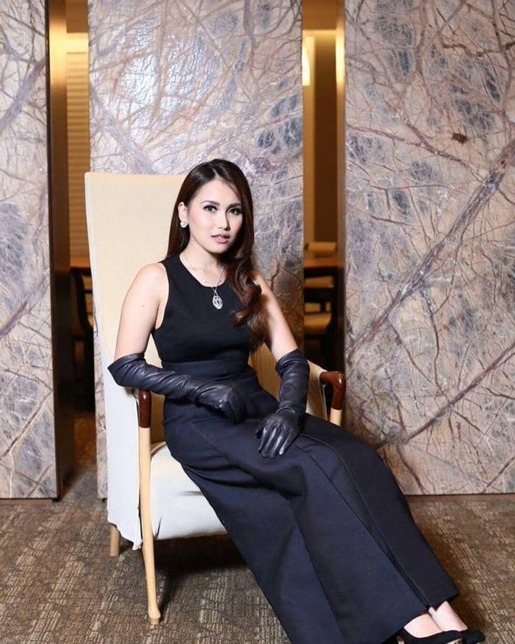 Instagram @ayutingting92