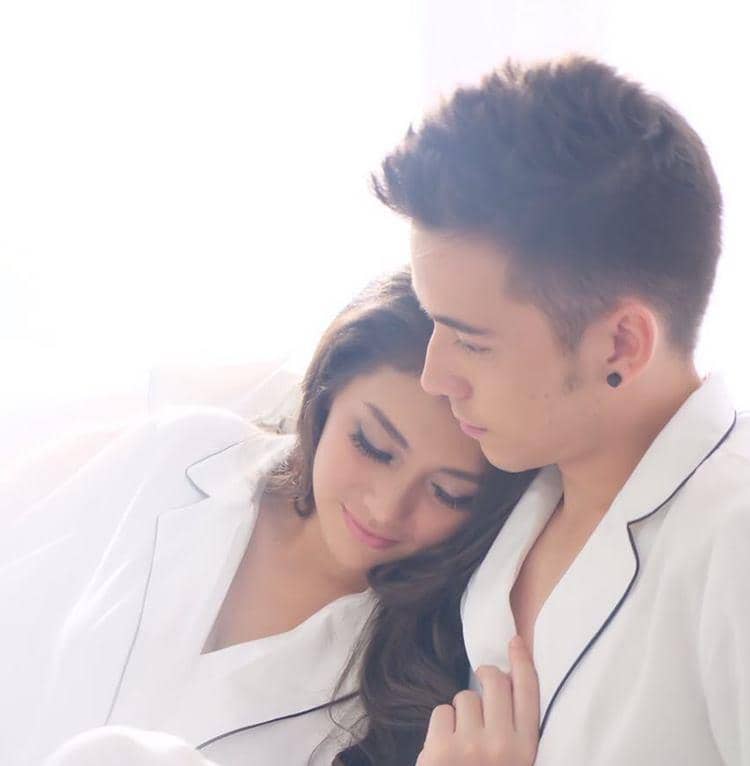 Instagram @celine_evangelista